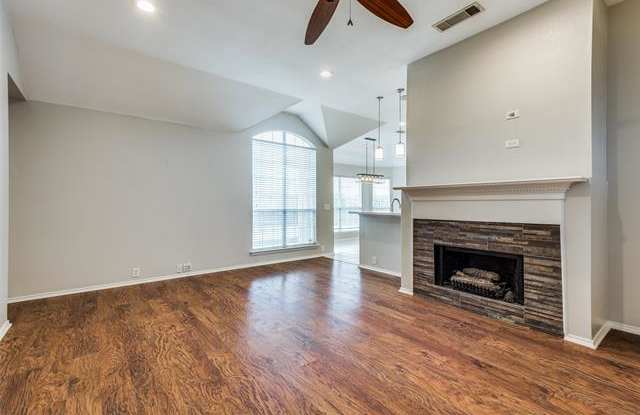 10701 Camelot Drive Gallery 4