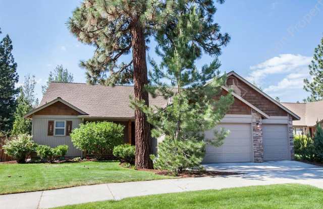 * Coming soon- Unfurnished * 3BR - 2BA Single-Level Comfort Near River Trails  Great Schools photos photos