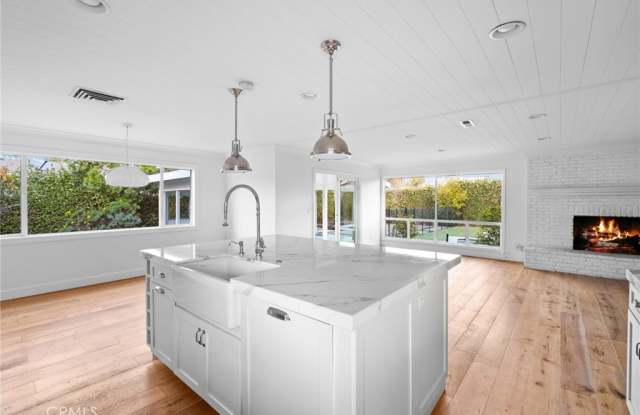 1620 Warwick Lane Gallery 3