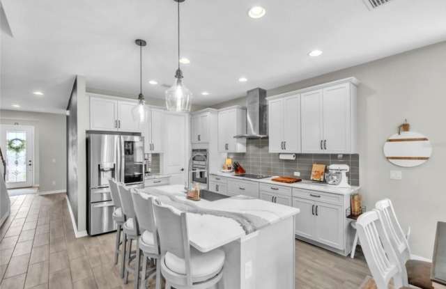 14412 20th Street East Gallery 3