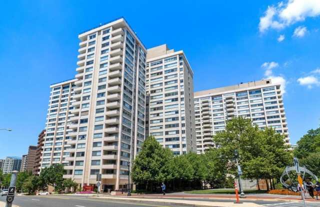 4515 Willard Avenue photos photos