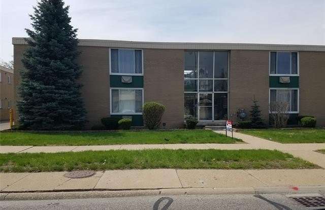 1445 W 9 MILE Road photos photos