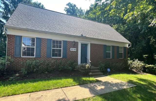 Fantastic and Delightful! - 9740 Pleasant Gate Lane, Potomac, MD 20854