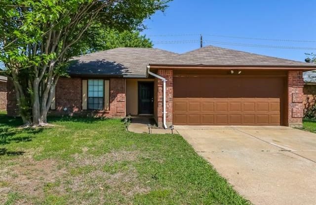 822 Simon Drive - 822 Simon Drive, Cedar Hill, TX 75104