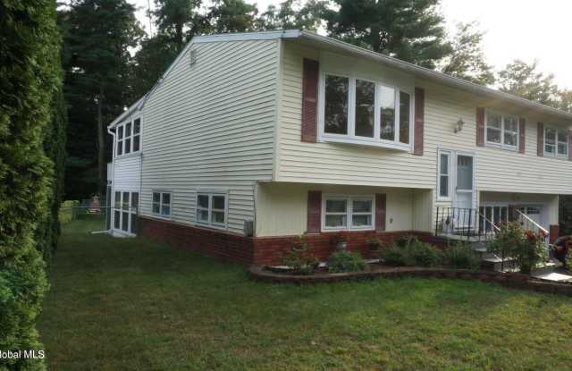 14 Apple Blossom Lane Gallery 2