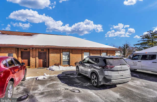 9832 BUSINESS Way photos photos