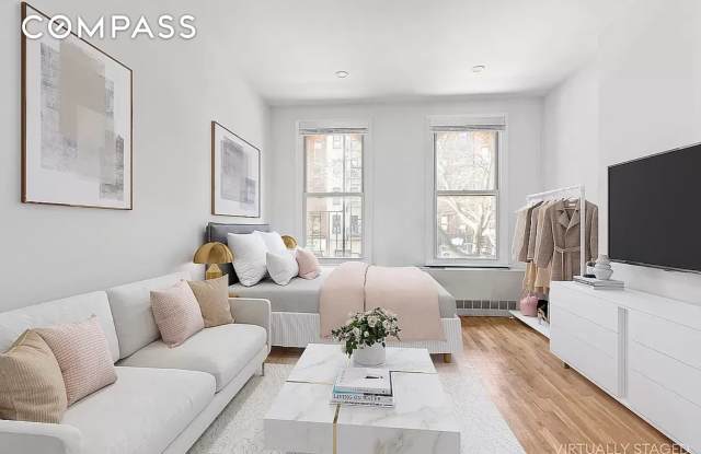 1582 York Avenue Gallery 1