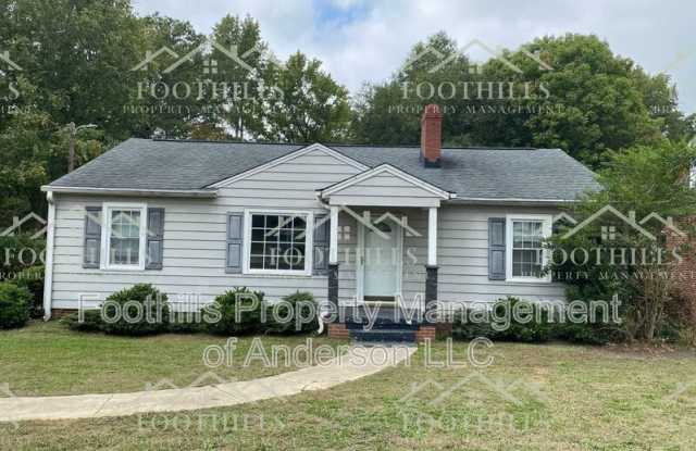 118 Avondale Road photos photos