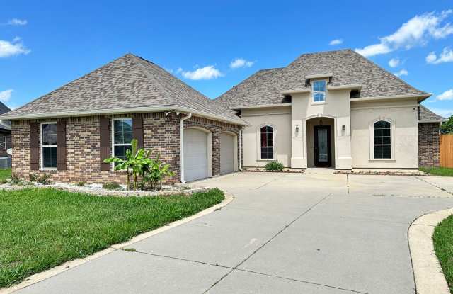 Large and in Charge!! Gated community close to Barksdale Air Force Base. photos photos