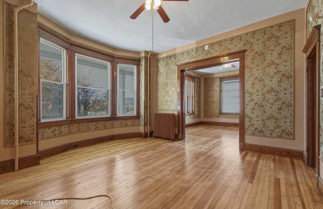 13 Mill Street Gallery 4