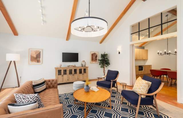 The Arbors Apartments - Affordable Housing Gallery 4