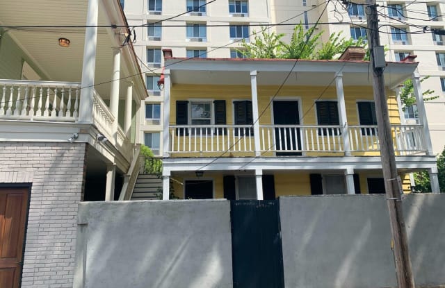 12 West Street - 12 West St, Charleston, SC 29401
