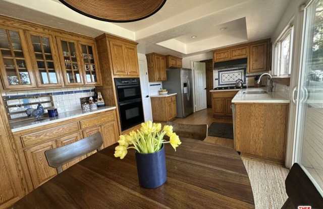 2846 Angelo Dr Gallery 4