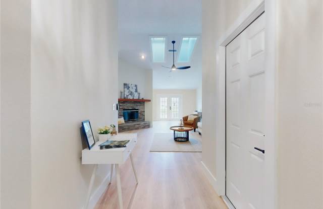 804 Soft Pine Ct Gallery 2