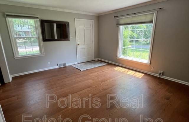 4702 Rookwood Ave Gallery 4