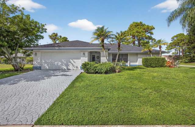 100 Miramar Ave photos photos