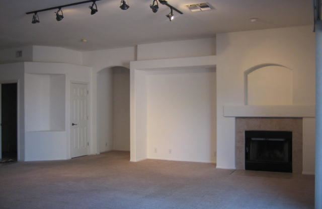 10544 E FLORIAN Avenue Gallery 4