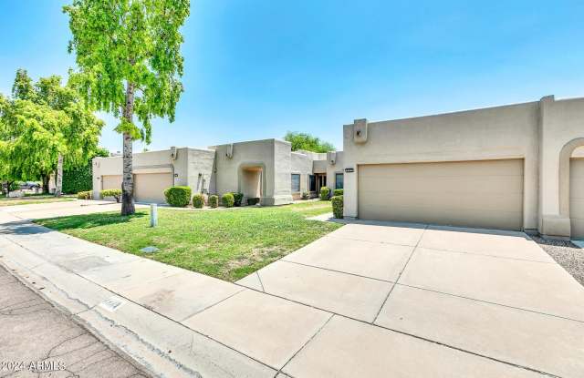 8889 E MEADOW HILL Drive photos photos 8889 E MEADOW HILL Drive photos photos