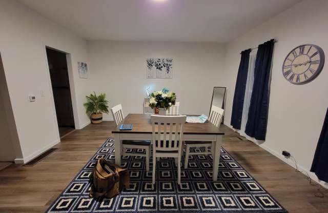 136 Ovid Street - Front photos photos