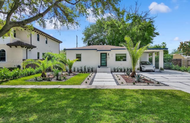 820 Oriole Ave - 820 Oriole Avenue, Miami Springs, FL 33166
