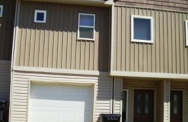 340 Yarrow Circle - 340 Yarrow Circle, Parachute, CO 81635