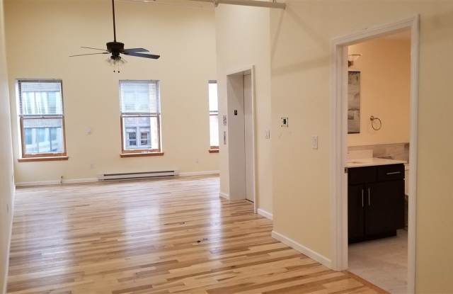 46 STATE ST Gallery 4