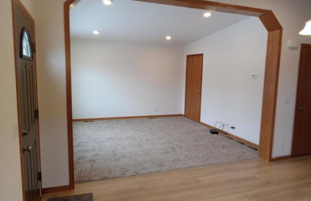 1205 Woodland Street photos photos