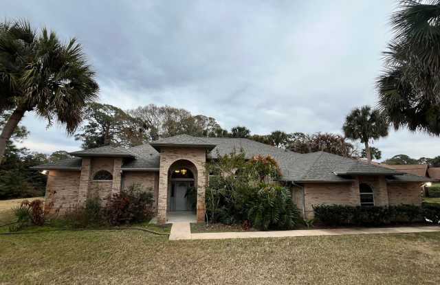 4/3 Executive Brick Home photos photos