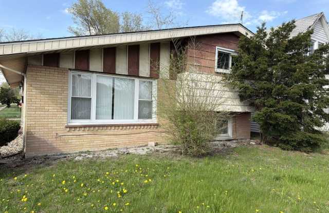 18019 Ravisloe Terrace photos photos