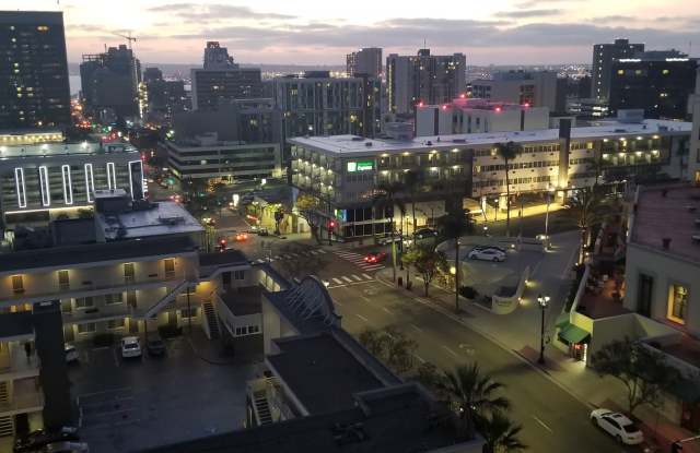 Cortez Hill 2 bed 2bath (downtown), 1217 sqft 2 balconies w/ Great Views! photos photos