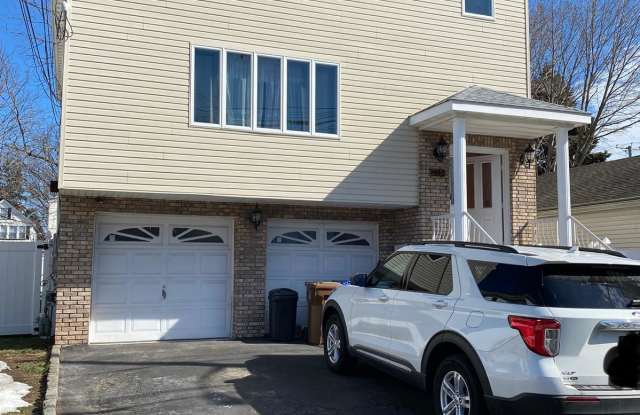 715 Mack Place photos photos