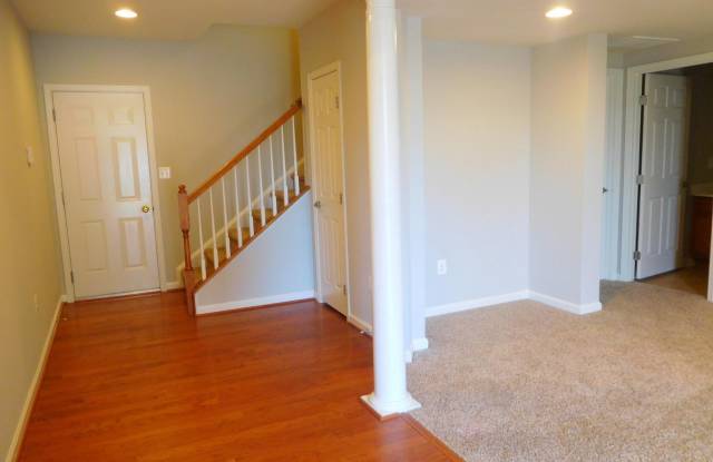 954 HALL STATION DRIVE Gallery 2