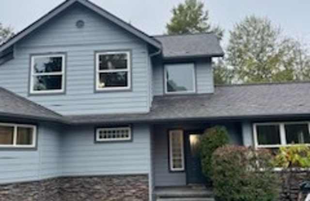 Lovely 3 Bedroom Recently Renovated! photos photos Lovely 3 Bedroom Recently Renovated! photos photos