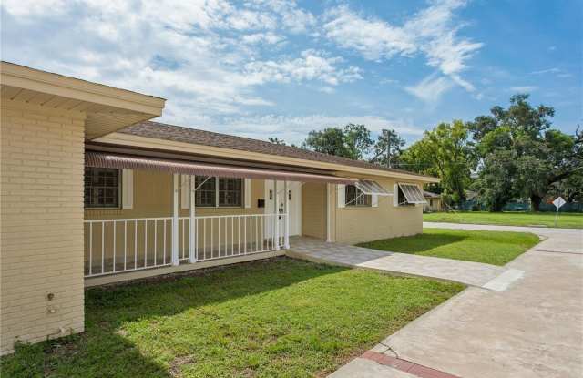 4701 N HABANA Avenue Gallery 2