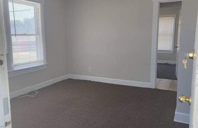 Quaint 2 bedroom in St. Petersburg Gallery 3