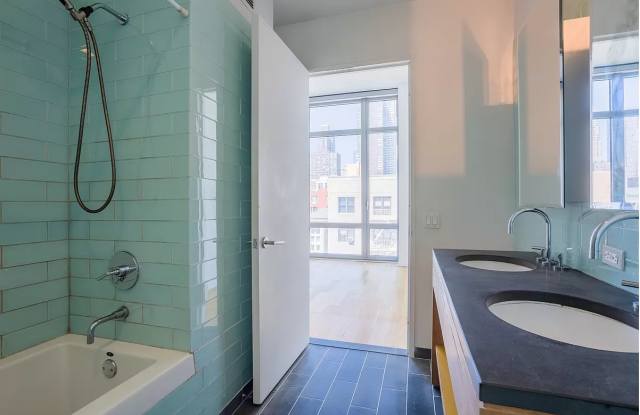 150 W 51st St Apt 1927 Gallery 4