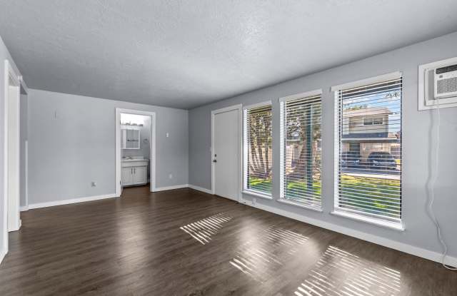 Sugar Pine Townhomes Apartments photos photos