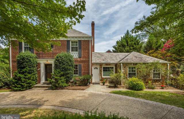 5110 HAMPDEN LANE Gallery 3