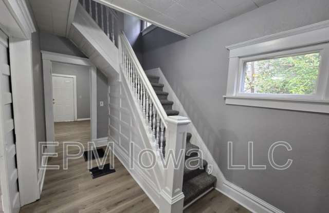 407 Reed Street Gallery 4
