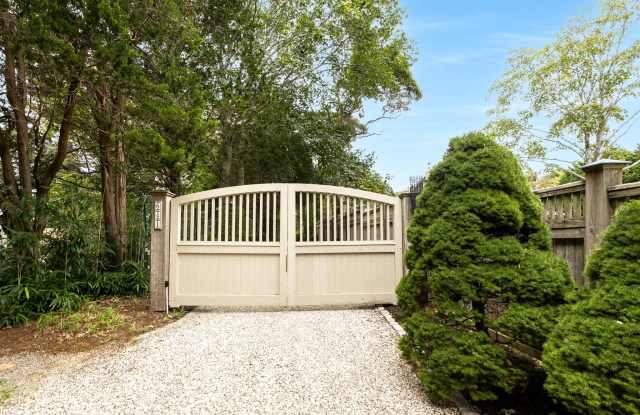 641 Montauk Highway Gallery 3