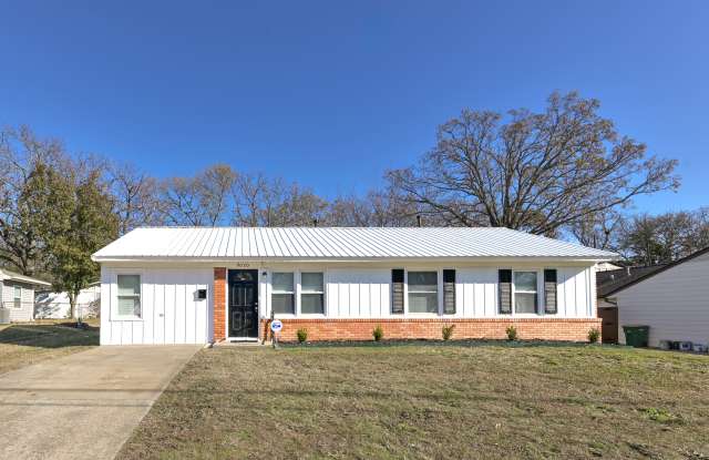 9020 Barber St - 9020 Barber Street, Sherwood, AR 72120