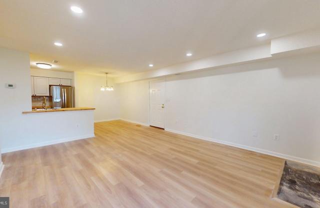 6955 MARY CAROLINE Circle unit: E photos photos