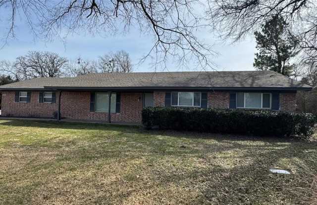 2235 State Highway 24 - 2235 Texas 24, Campbell, TX 75422