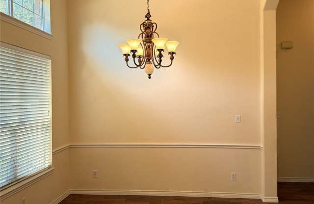 4413 Jenkins Drive Gallery 2