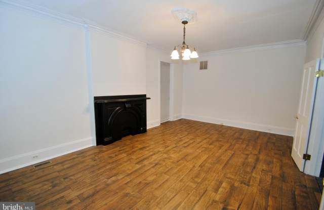 206 HIGH Street Gallery 2