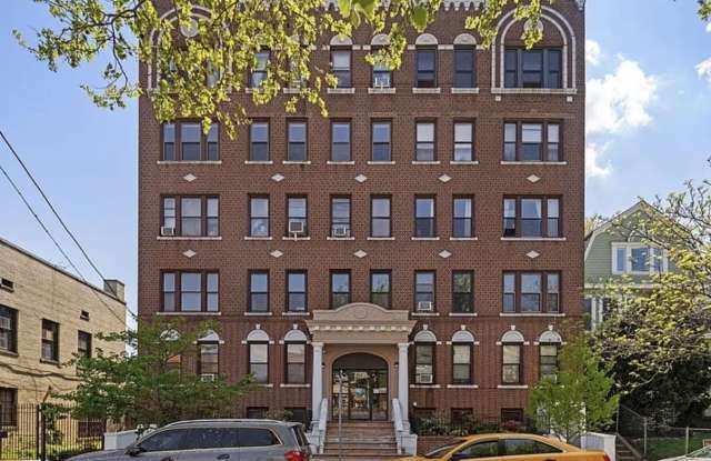 145 HARRISON AVE - 145 Harrison Avenue, Jersey City, NJ 07304