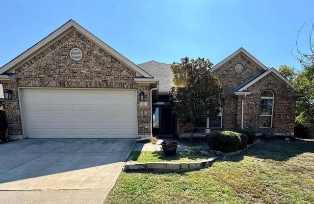 423 Fairland Drive - 423 Fairland Drive, Wylie, TX 75098
