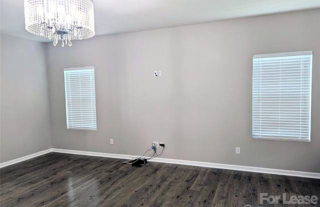 4031 Huntley Glen Drive Gallery 2