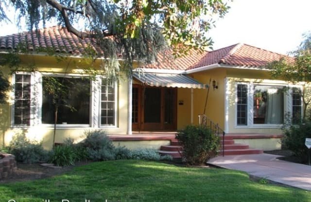 2436 N. Van Ness - 2436 North Van Ness Boulevard, Fresno, CA 93704