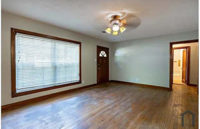 213 Alpine Street Gallery 2